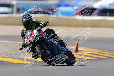 media/Oct-09-2022-SoCal Trackdays (Sun) [[95640aeeb6]]/Turn 2 (1110am)/